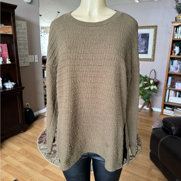 Zara light brown long sleeve blouse-size L - Picture 4 of 9